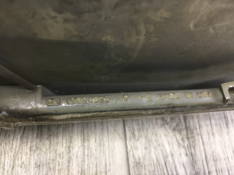 Фара левая SUBURBAN 00-06