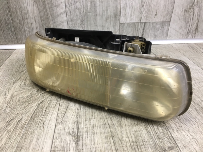 Фара правая CHEVROLET SUBURBAN 00-06