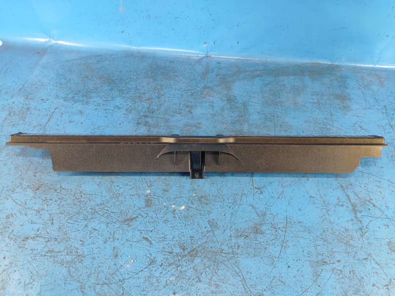 Накладка панели багажника внутренняя GLC -CLASS X253 15-19 2017 M276823 3.0L