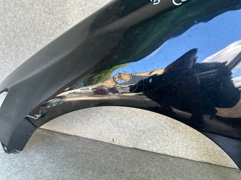 Крыло переднее левое CT200 11-17 2013 1.8 2ZRFXE