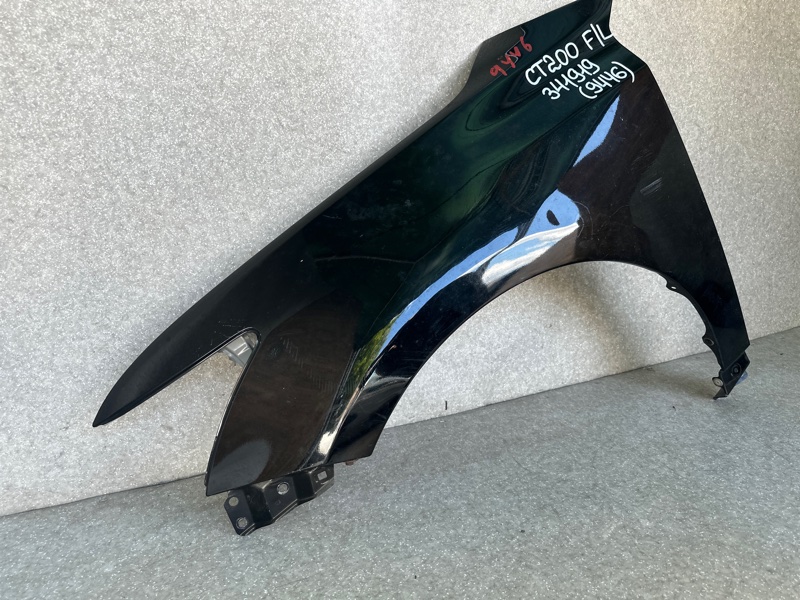 Крыло переднее левое CT200 11-17 2013 1.8 2ZRFXE