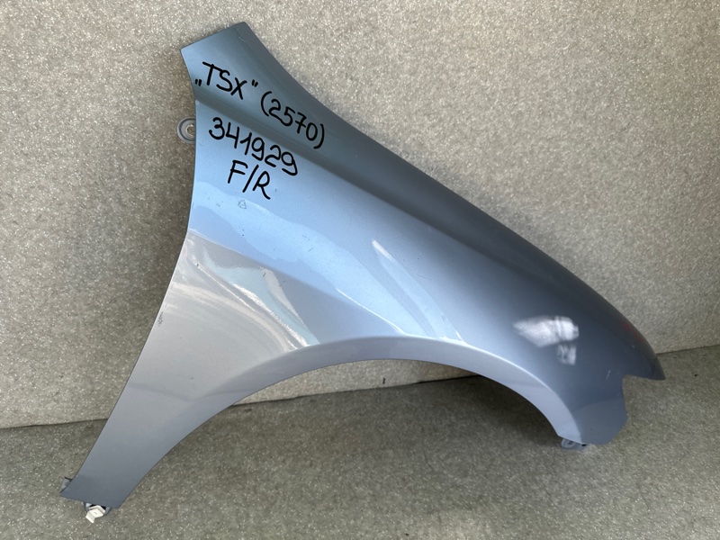 Крыло переднее правое HONDA ACCORD CL7 / TSX 03-08 2.4L