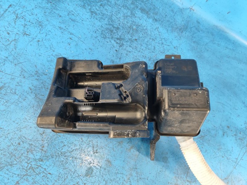 Бачок омывателя TIGUAN 08-17 2017 2.0 CCTA