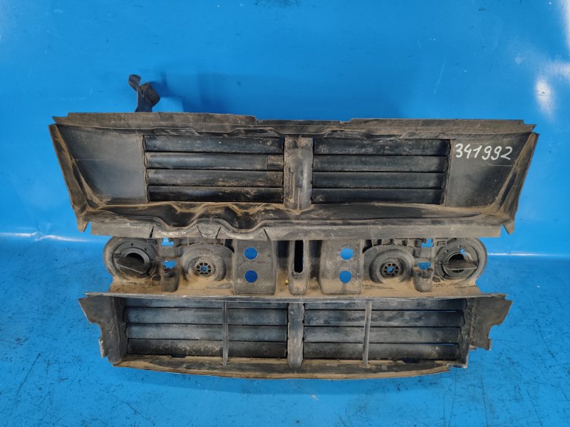 Жалюзи радиатора FORD ESCAPE 12-19 2017 T15HDTX GV4B-8475-AC Б/У