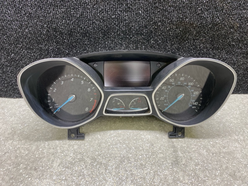 Запчасть панель приборов FORD ESCAPE 12-19 2014 T20HDTX DJ5Z-10849-TA Б/У Панель приборов FORD ESCAPE 12-19 2014 T20HDTX DJ5Z-10849-TA Б/У
