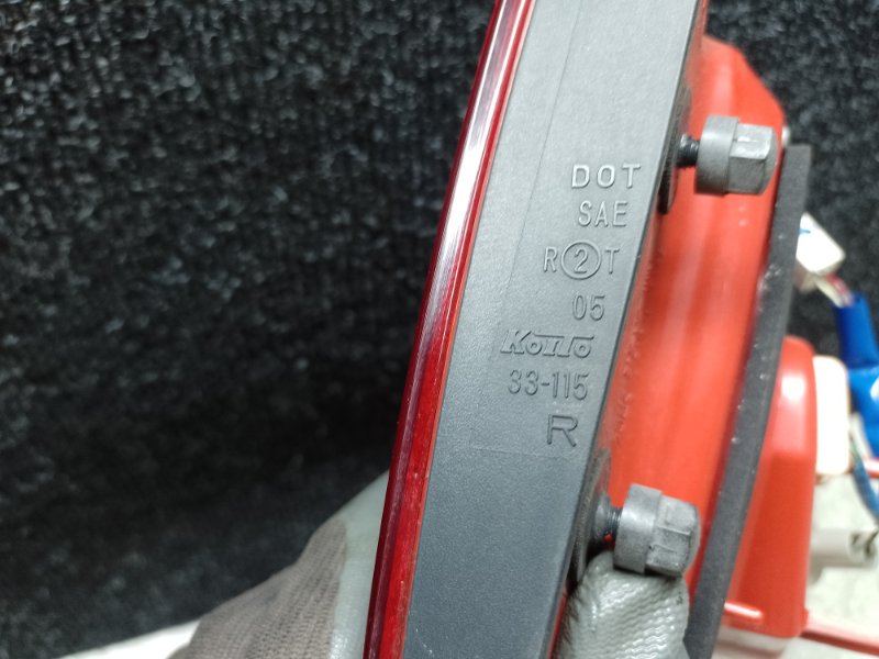 Фонарь внутренний правый LEXUS ES350 06-12 3.5 2GR-FE