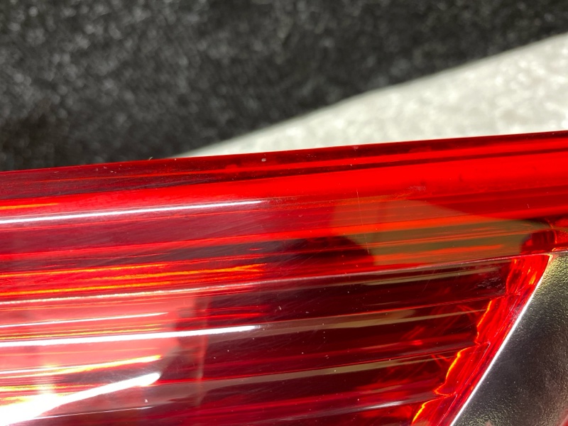 Фонарь наружный правый ESCAPE 12-19 2014 T20HDTX