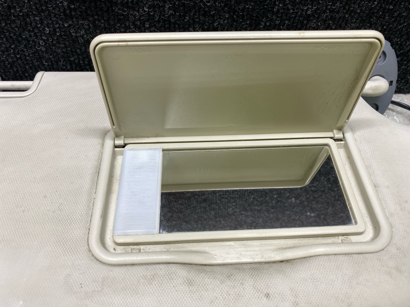 Козырек солнцезащитный правый ESCAPE 12-19 2014 T20HDTX