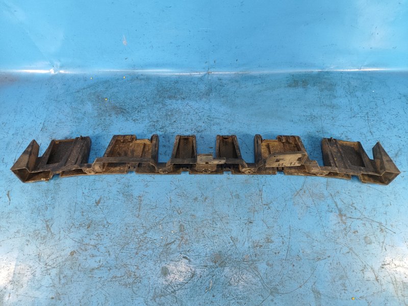 Наполнитель бампера задний ESCAPE 12-19 2017 T15HDTX Наполнитель бампера задний ESCAPE 12-19 2017 T15HDTX