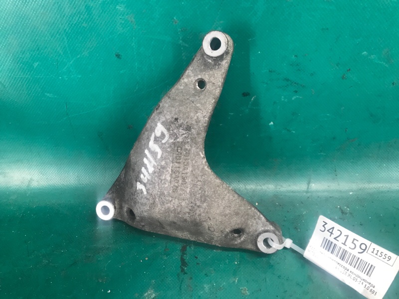 Запчасть кронштейн компрессора кондиционера MITSUBISHI OUTLANDER XL 05-13 2007 3.0 6B31 7813A198 Б/У Кронштейн компрессора кондиционера MITSUBISHI OUTLANDER XL 05-13 2007 3.0 6B31 7813A198 Б/У