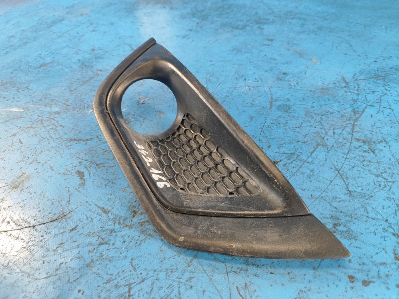 Накладка противотуманной фары правая JEEP COMPASS 17-21 2.4 EDD Накладка противотуманной фары правая JEEP COMPASS 17-21 2.4 EDD