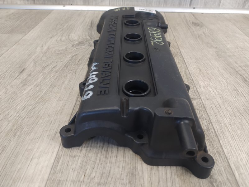 Крышка клапанная ALMERA 95-00