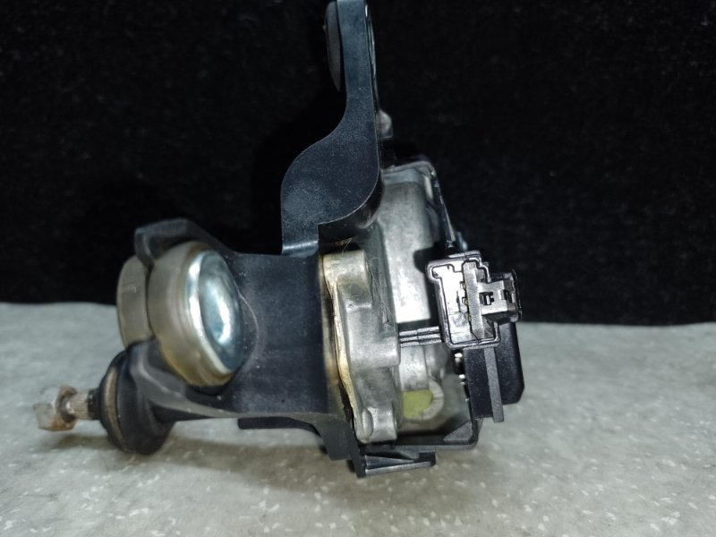 Моторчик стеклоочистителя задний FORD ESCAPE 12-19 T20HDTX