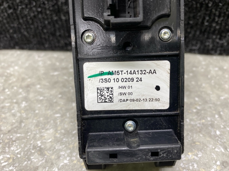 Блок управления стеклоподъемниками FORD ESCAPE 12-19 T20HDTX