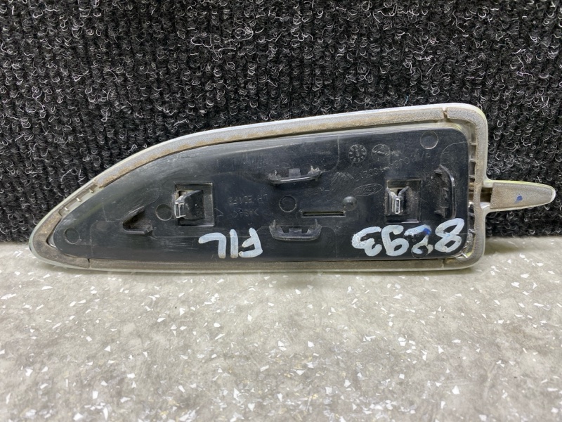 Накладка крыла передняя левая ESCAPE 12-19 2014 T20HDTX