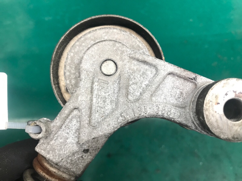 Натяжитель ремня генератора TRAX 16-22 2018 LUV 1.4 TURBO Натяжитель ремня генератора TRAX 16-22 2018 LUV 1.4 TURBO