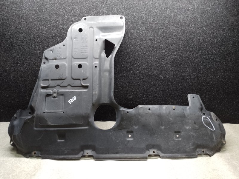 Защита двигателя TOYOTA RAV4 05-12 2006 2.4 2AZFE 5141-042020 Б/У