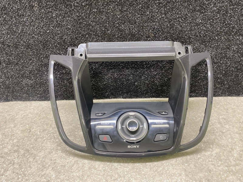 Блок управления мультимедиа FORD ESCAPE 12-19 2014 T20HDTX CJ5Z-18C858-FA Б/У