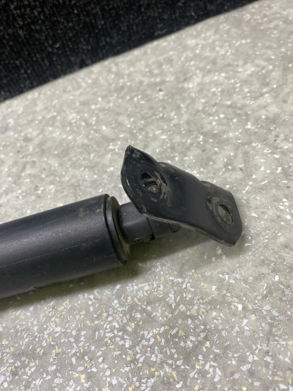 Амортизатор крышки багажника правый ESCAPE 12-19 2014 T20HDTX Амортизатор крышки багажника правый ESCAPE 12-19 2014 T20HDTX