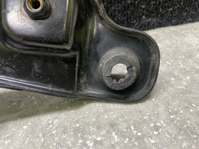 Полка аккумулятора FORD ESCAPE 12-19 T20HDTX