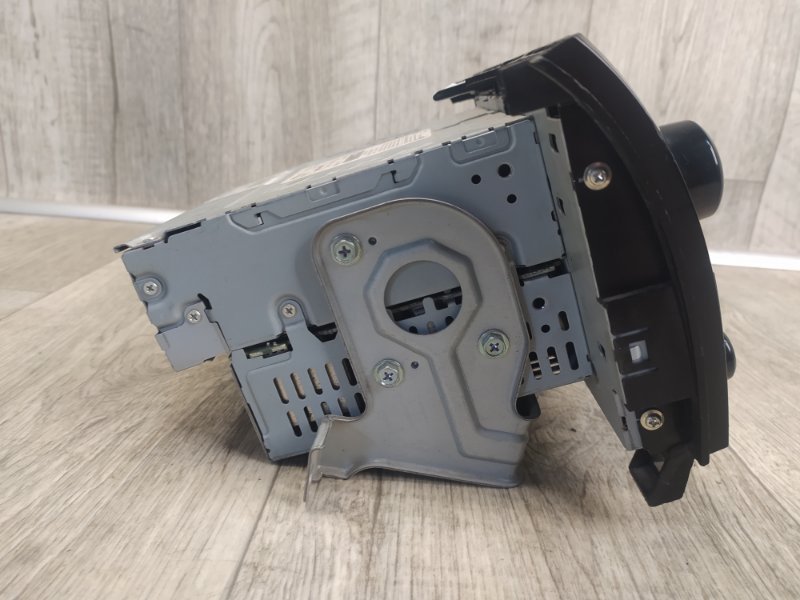 Магнитола TUNDRA 07-13 Магнитола TUNDRA 07-13