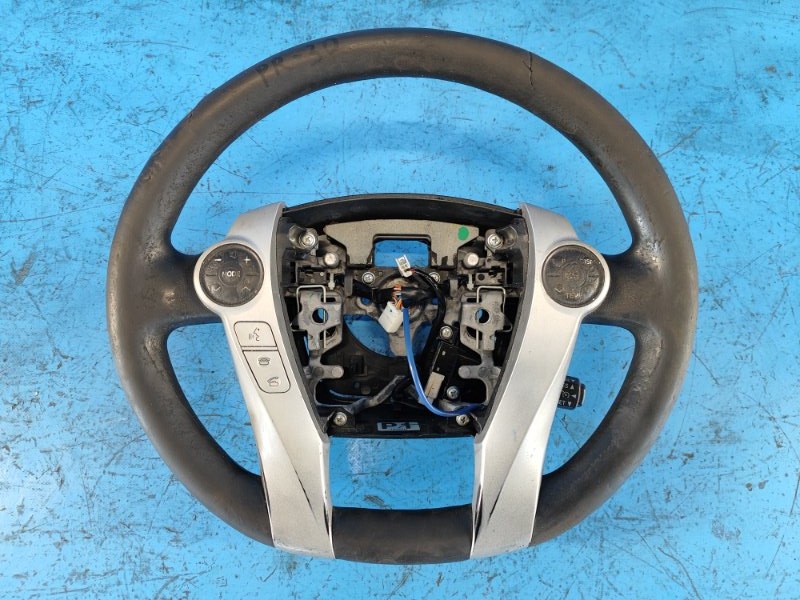 Руль TOYOTA PRIUS - 30 09-17 4510047120C0 Б/У