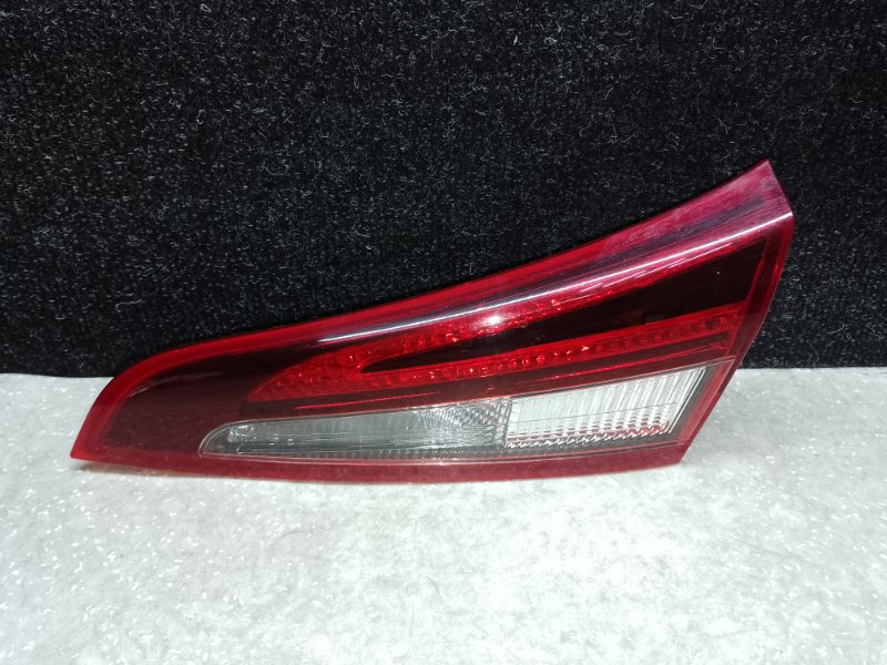 Фонарь внутренний правый KIA SOUL SK3 19- 2021 G4FJ 1.6 92404-K0110 Б/У