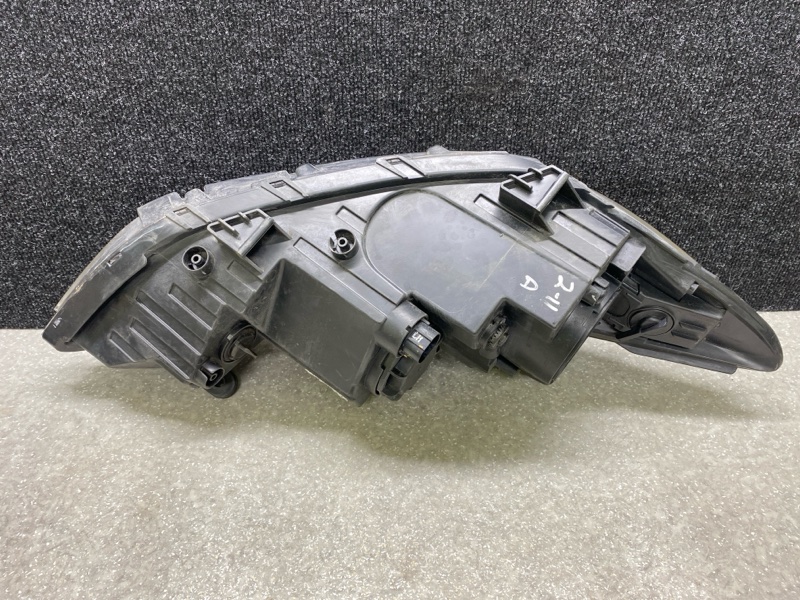 Фара левая ELANTRA AD 16- 2016 2.0 G4NH