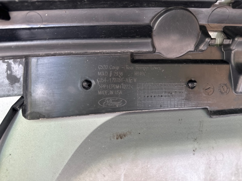 Бампер задний ESCAPE 12-19 2014 T20HDTX Бампер задний ESCAPE 12-19 2014 T20HDTX