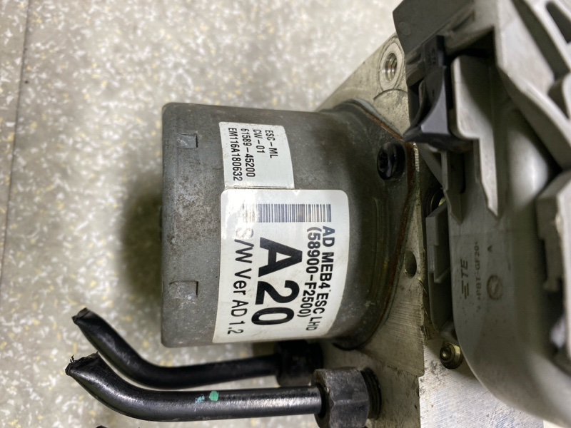 Блок ABS ELANTRA AD 16- 2016 2.0 G4NH