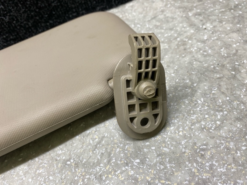 Козырек солнцезащитный правый HYUNDAI ELANTRA AD 16- 2.0 G4NH