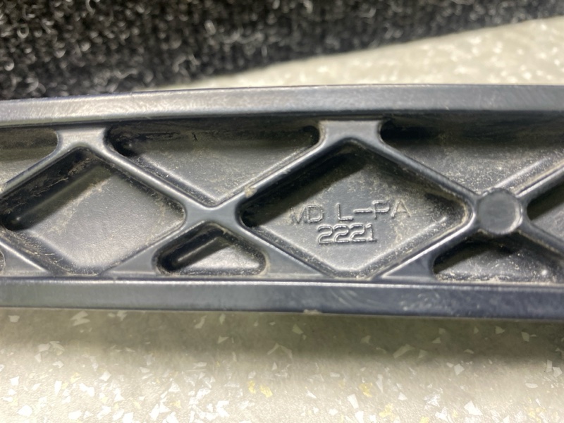 Поводок стеклоочистителя передний правый ELANTRA MD 10-15 2013 1.8 G4NB