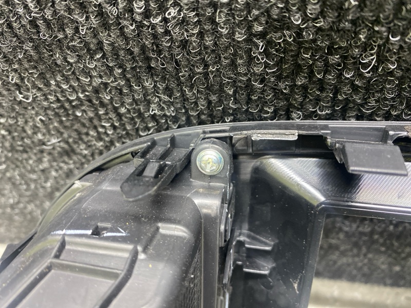 Накладка торпедо под магнитолу ELANTRA AD 16- 2016 2.0 G4NH