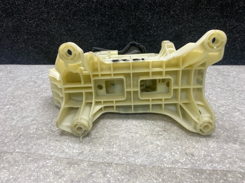 Кулиса АКПП HYUNDAI ELANTRA AD 16- 2.0 G4NH