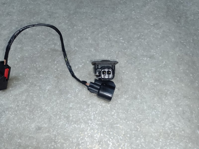 Кнопка открывания багажника наружная FORD FLEX 08-19 T35PDED