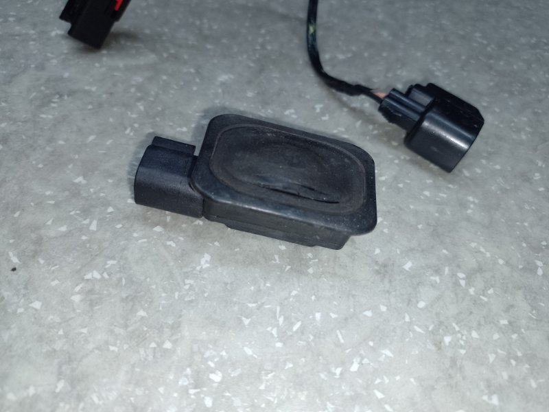 Кнопка открывания багажника наружная FLEX 08-19 2013 T35PDED