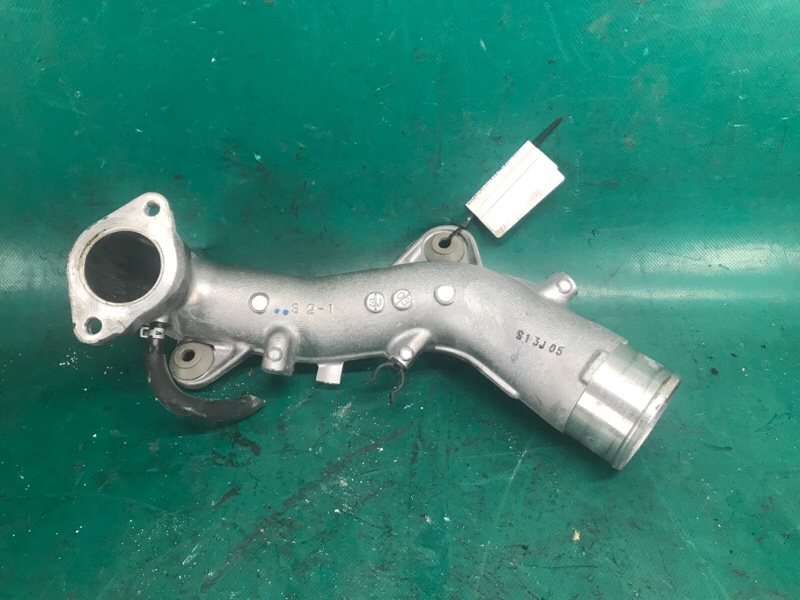 Патрубок интеркулера JUKE 10-19 2013 1.6 MR16DDT