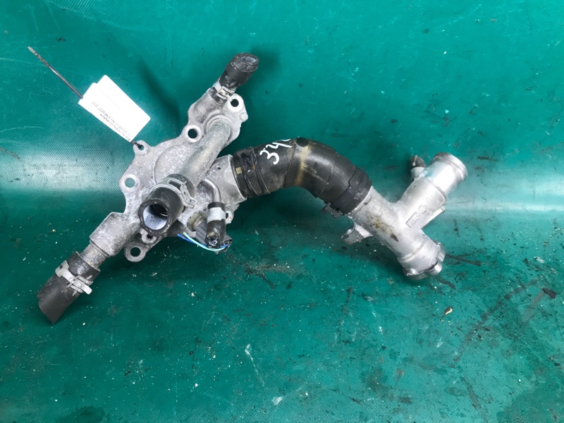 Корпус термостата NISSAN JUKE 10-19 2013 1.6 MR16DDT 11060-1KC0E Б/У