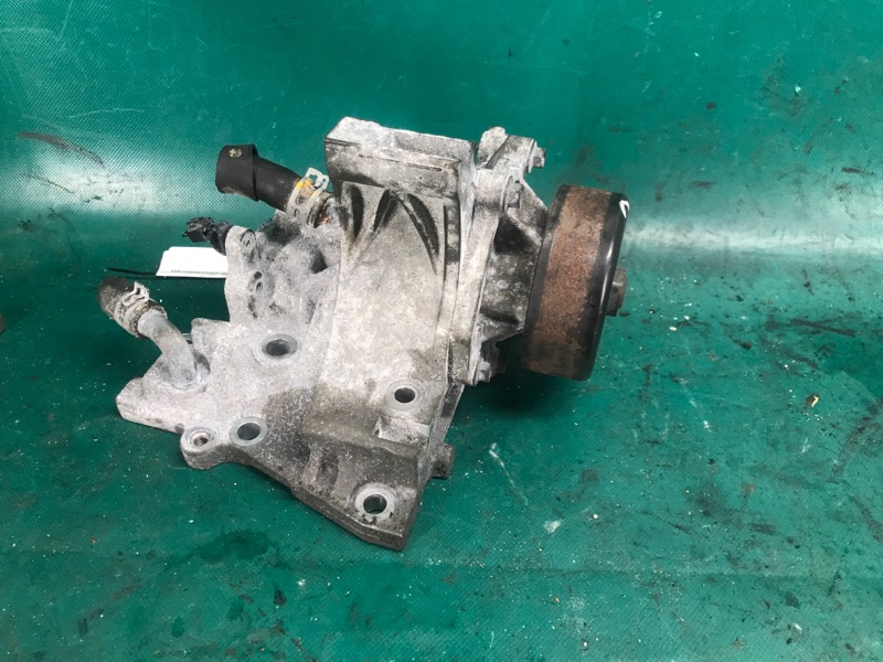 Помпа JUKE 10-19 2013 1.6 MR16DDT Помпа JUKE 10-19 2013 1.6 MR16DDT