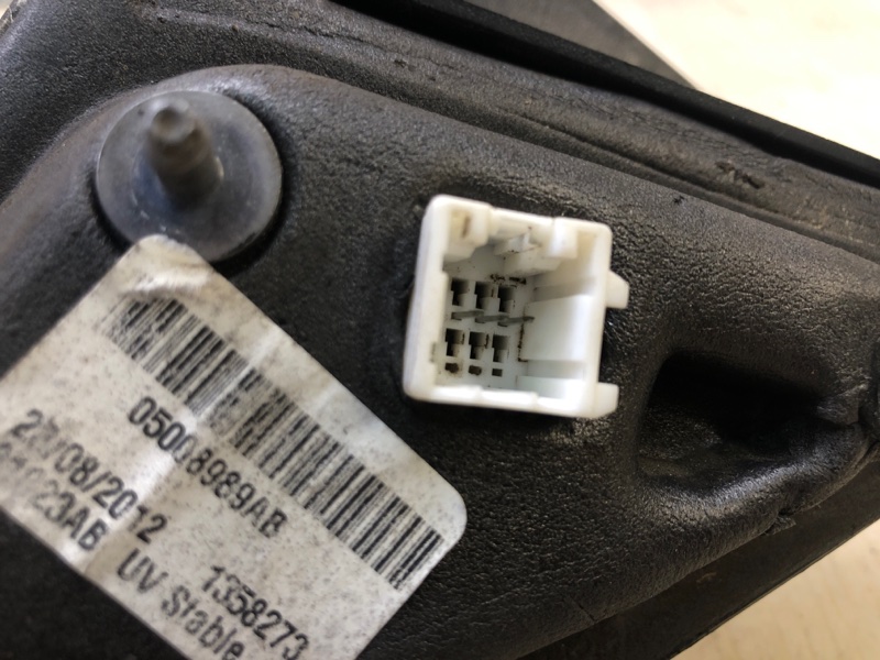 Зеркало левое AVENGER 07-14