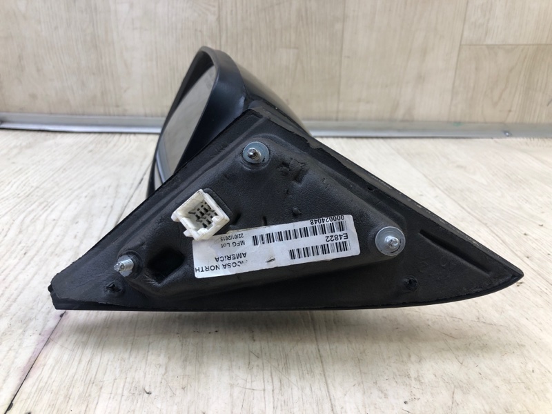 Зеркало правое 200 10-14 Зеркало правое 200 10-14