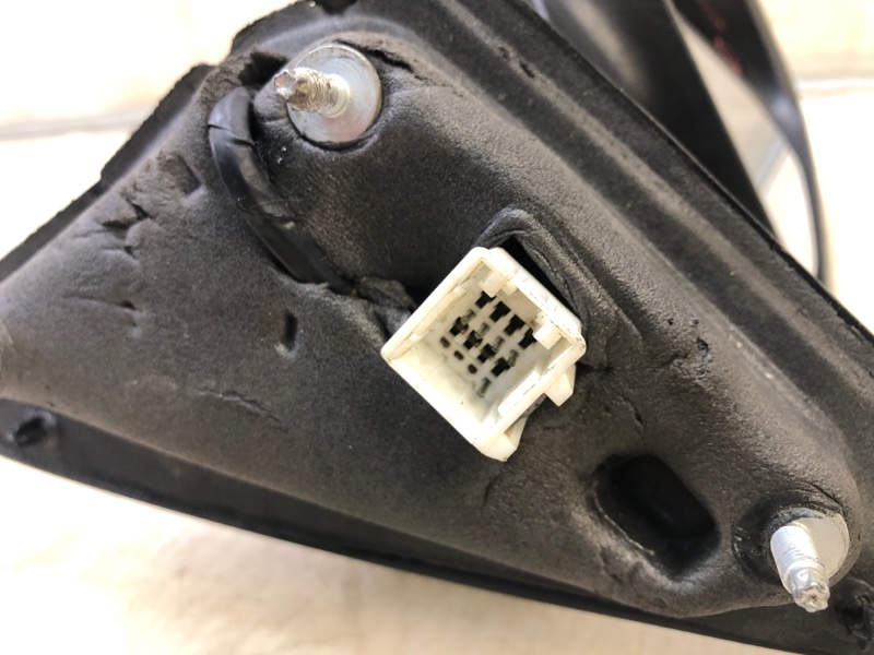 Зеркало левое 200 10-14