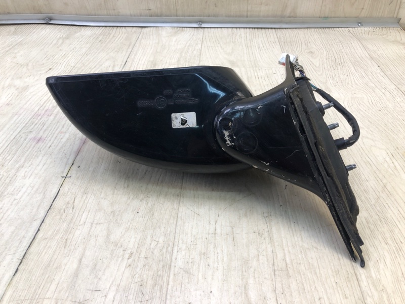 Зеркало левое M35/M45 04-10 Зеркало левое M35/M45 04-10