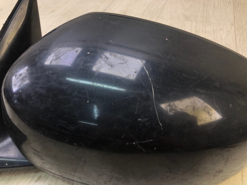 Зеркало левое M35/M45 04-10 Зеркало левое M35/M45 04-10