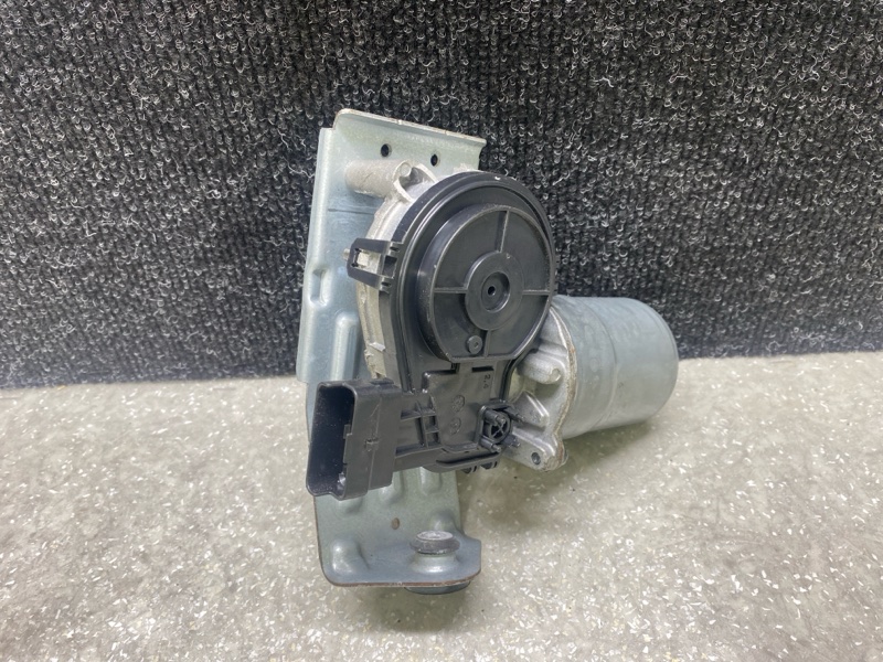 Моторчик стеклоочистителя передний ELANTRA AD 16- 2016 2.0 G4NH