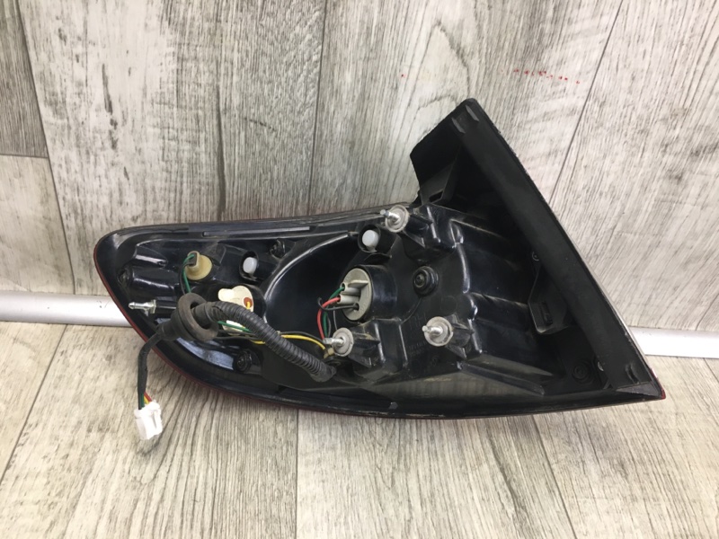 Фонарь наружный правый SANTA FE (CM) 05-12 CM