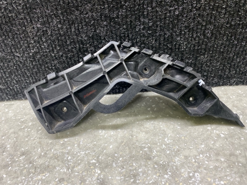 Кронштейн переднего бампера передний левый HYUNDAI ELANTRA AD 16- 2.0 G4NH