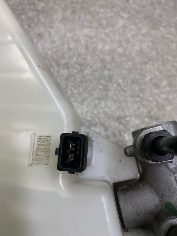 Главный тормозной цилиндр ELANTRA AD 16- 2016 2.0 G4NH