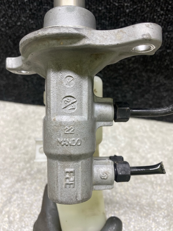 Главный тормозной цилиндр ELANTRA AD 16- 2016 2.0 G4NH