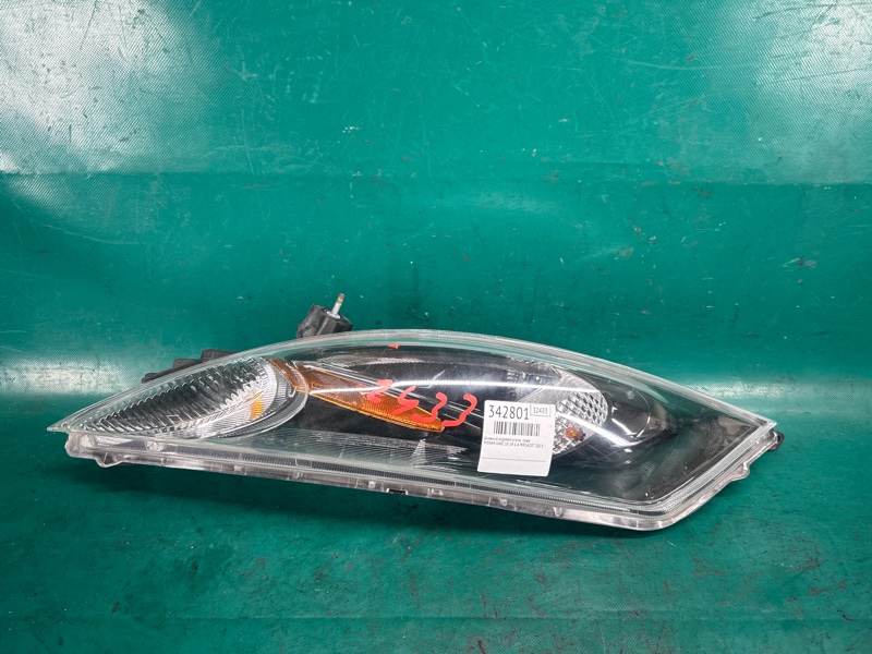 Указатель поворота правый NISSAN JUKE 10-19 2013 1.6 MR16DDT 261203YW5A Б/У